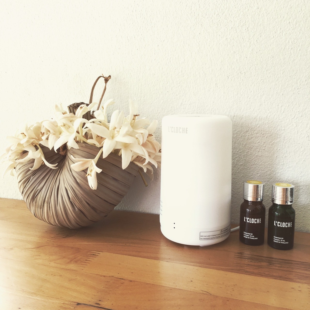 L’CLOCHE Ultrasonic Aroma Diffuser เครื่องอโรม่าใส่น้ำมันหอมระเหย